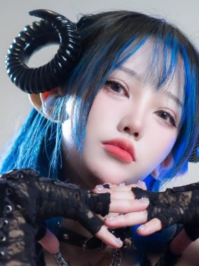 洛洛子微博COS高清图片合集下载